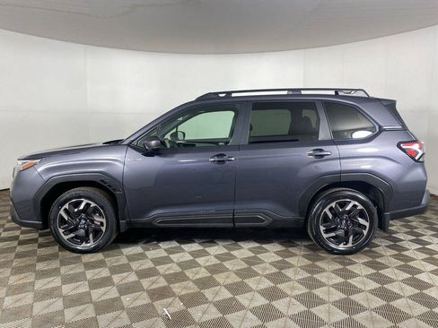 Used 2025 Subaru Forester Limited AWD/4WD image 10