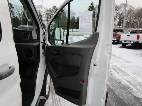 Used 2024 Ford Transit 250 Low Roof w/ Exterior Upgrade Package image 29