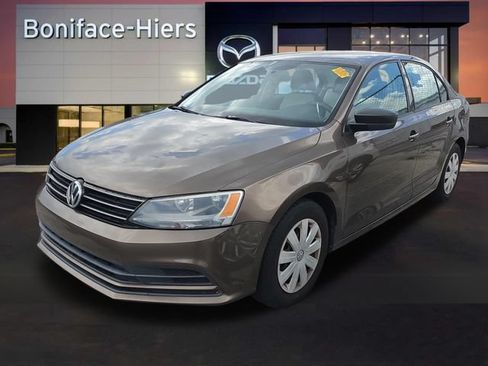 Used 2015 Volkswagen Jetta S FWD image 3