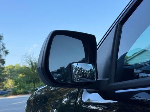 Used 2017 Chevrolet Colorado W/T w/ WT Convenience Package RWD image 13