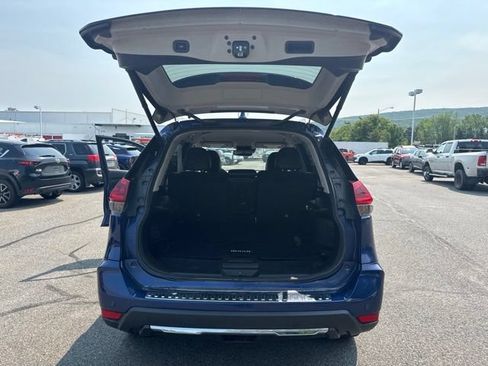 Used 2020 Nissan Rogue SL AWD/4WD image 11