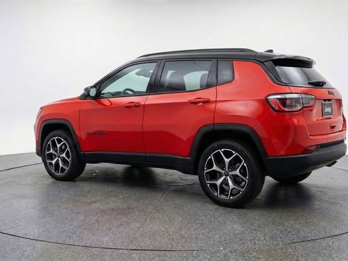 Used 2025 Jeep Compass Limited AWD/4WD image 6