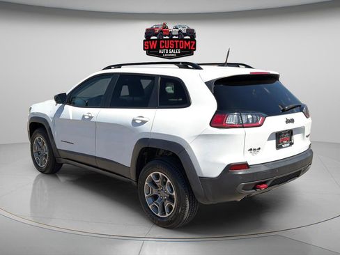 Used 2022 Jeep Cherokee Trailhawk w/ Comfort/Convenience Group AWD/4WD image 5