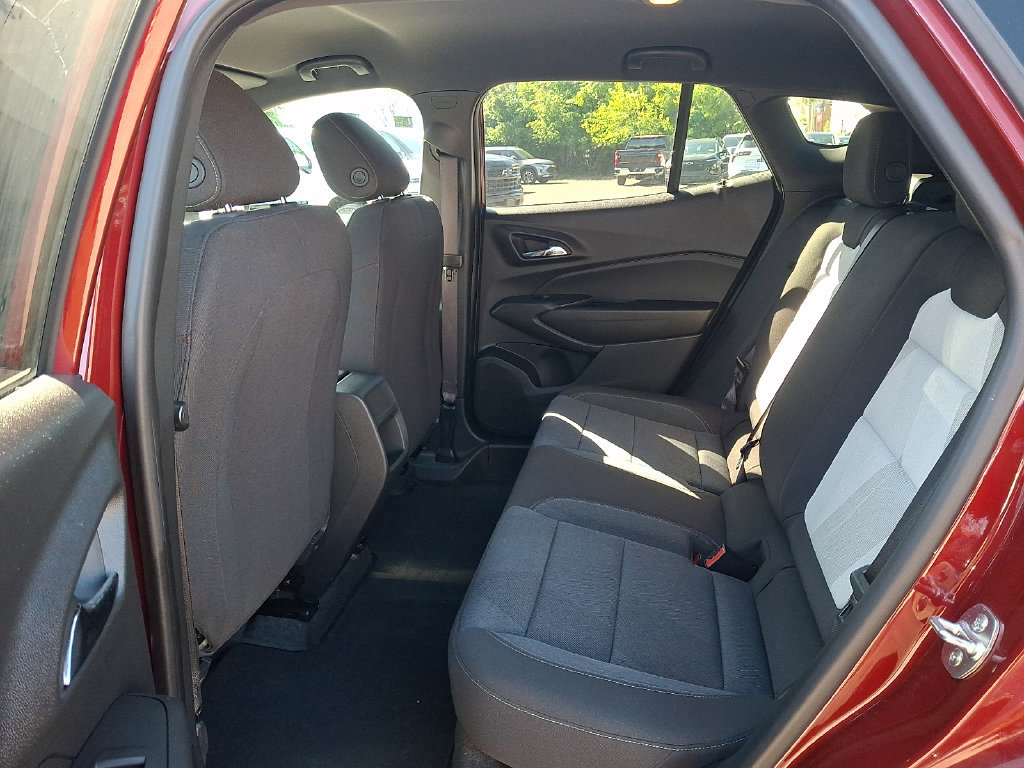 Certified 2024 Chevrolet Trax RS w/ Driver Confidence Package FWD image 10