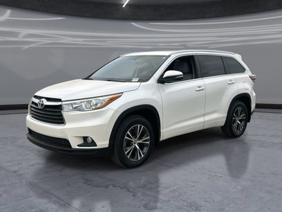 Used 2016 Toyota Highlander XLE