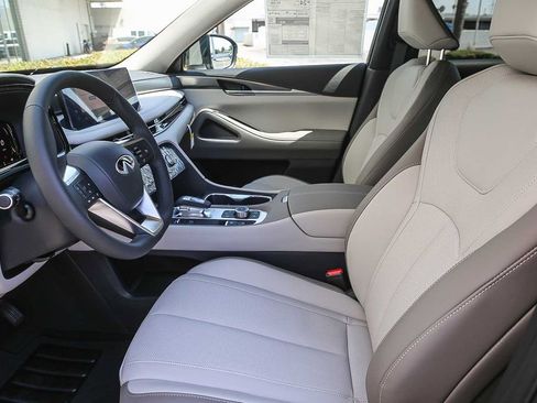 Certified 2026 INFINITI QX60 Pure w/ Cargo Package FWD image 17