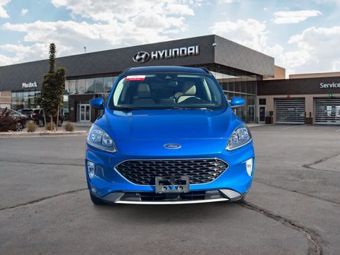 Used 2021 Ford Escape Titanium image 8