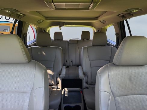 Used 2016 Honda Pilot Elite image 18