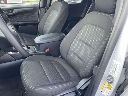 Used 2025 Ford Escape Active image 18