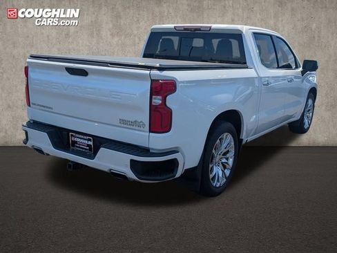 Used 2020 Chevrolet Silverado 1500 High Country w/ Technology Package AWD/4WD image 8