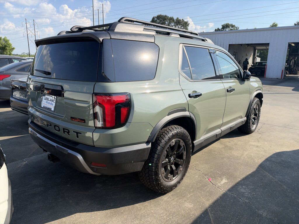 Certified 2026 Honda Passport TrailSport Elite image 4