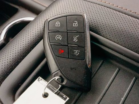 Used 2023 GMC Yukon AT4 w/ AT4 Premium Package AWD/4WD image 26