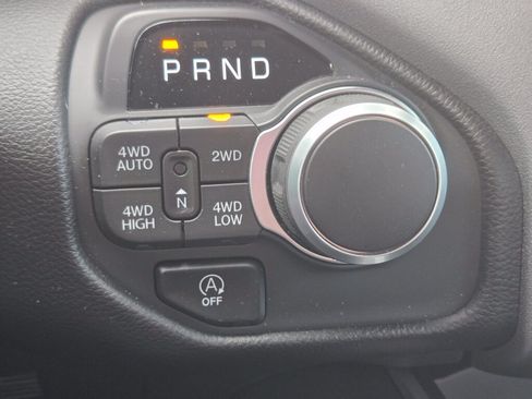 Used 2025 RAM 1500 Big Horn AWD/4WD image 21