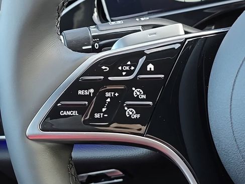 New 2026 Mercedes-Benz E 350 4MATIC image 21