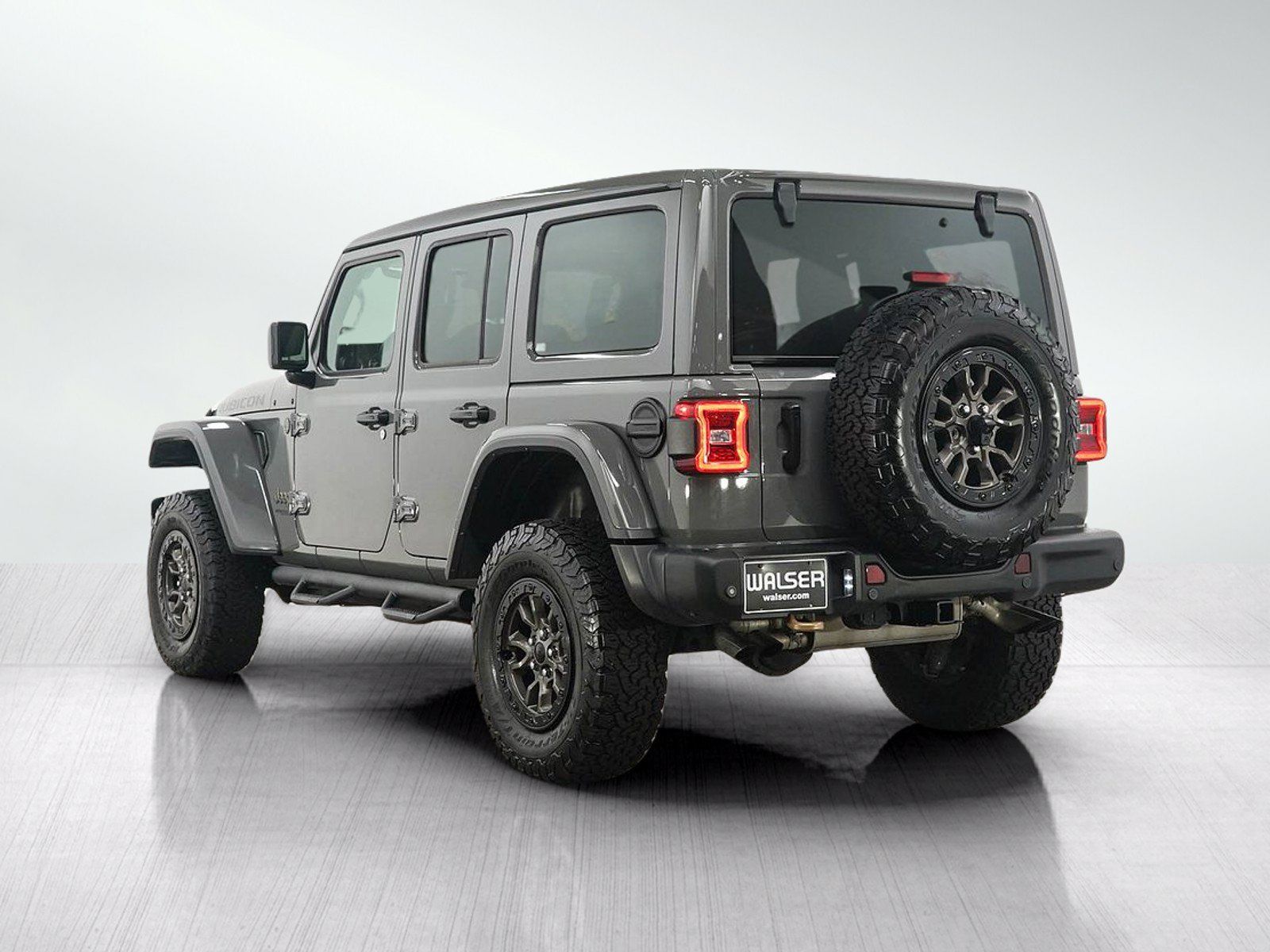 Used 2021 Jeep Wrangler Unlimited Rubicon AWD/4WD image 3