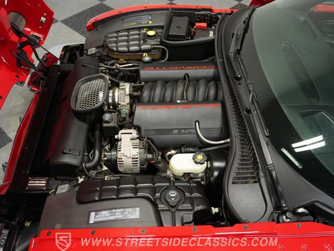 Used 2004 Chevrolet Corvette Convertible w/ Preferred Equipment Group image 32