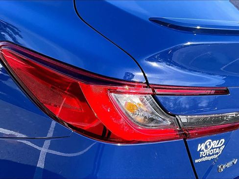 Used 2025 Toyota Camry SE image 28