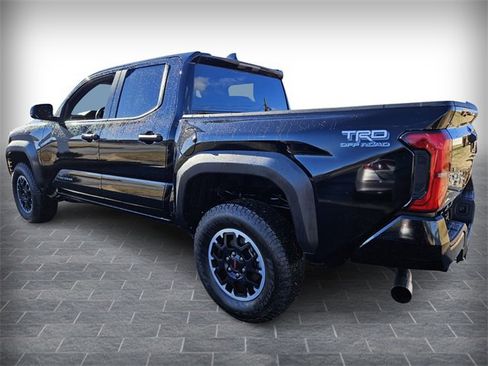 Used 2024 Toyota Tacoma 4x4 Double Cab image 5