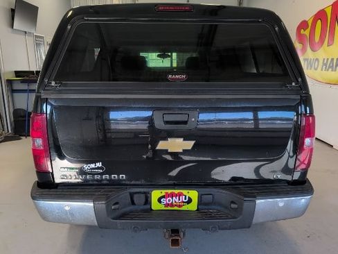 Used 2011 Chevrolet Silverado 1500 LT w/ All-Star Edition AWD/4WD image 3