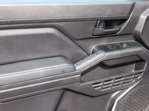 Used 2024 Toyota Tacoma SR RWD image 20