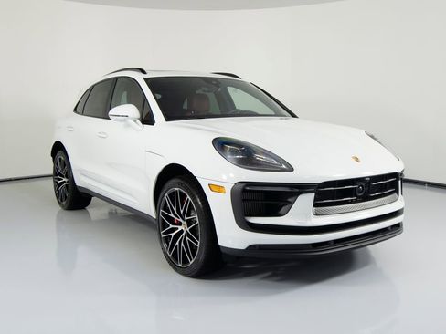 New 2026 Porsche Macan S AWD/4WD image 12