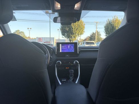 Used 2024 Toyota RAV4 XLE image 26