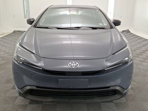 Used 2024 Toyota Prius LE image 28
