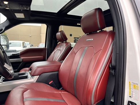 Used 2021 Ford F350 Platinum w/ Tremor Off-Road Package image 19