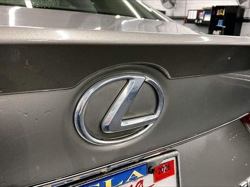 Used 2017 Lexus IS 200t w/ Navigation System Package image 30