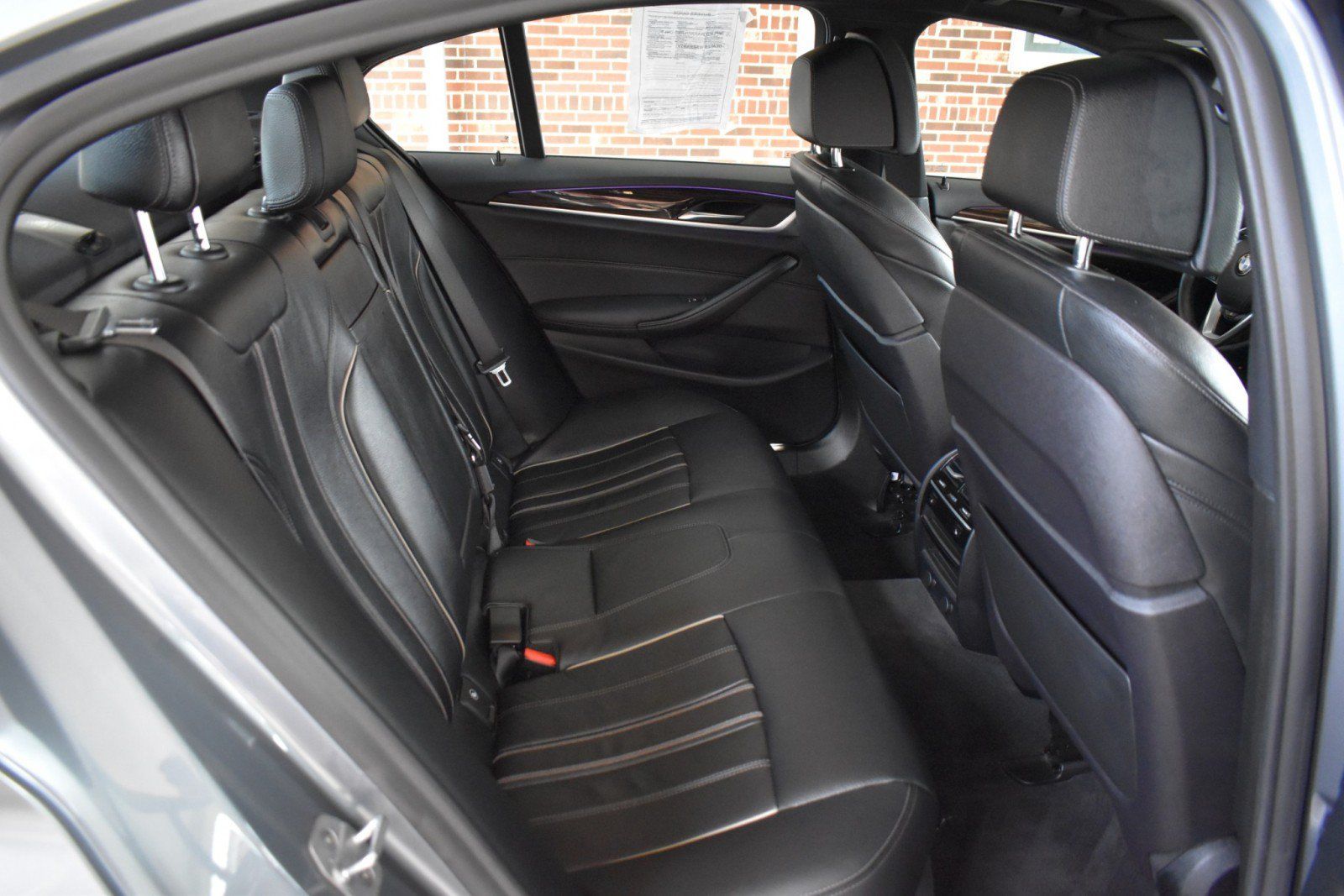 Used 2019 BMW 530e xDrive w/ Convenience Package AWD/4WD image 34