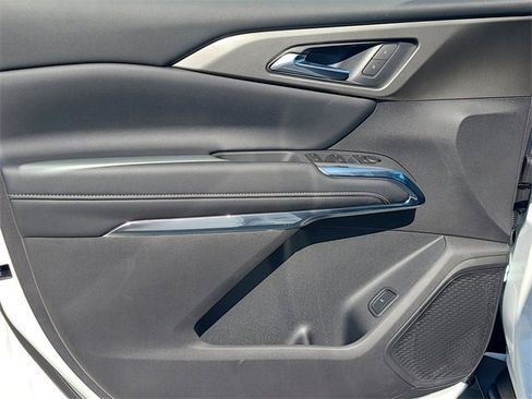 New 2026 Chevrolet Traverse LT image 21