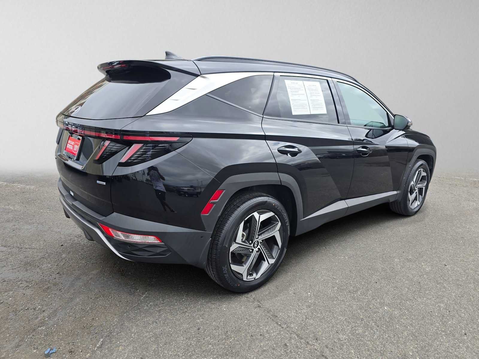 Used 2022 Hyundai Tucson Limited AWD/4WD image 3