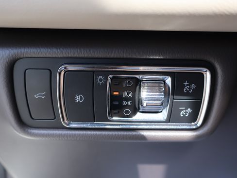 Used 2023 Lincoln Aviator Reserve w/ Equipment Group 201A RWD image 50