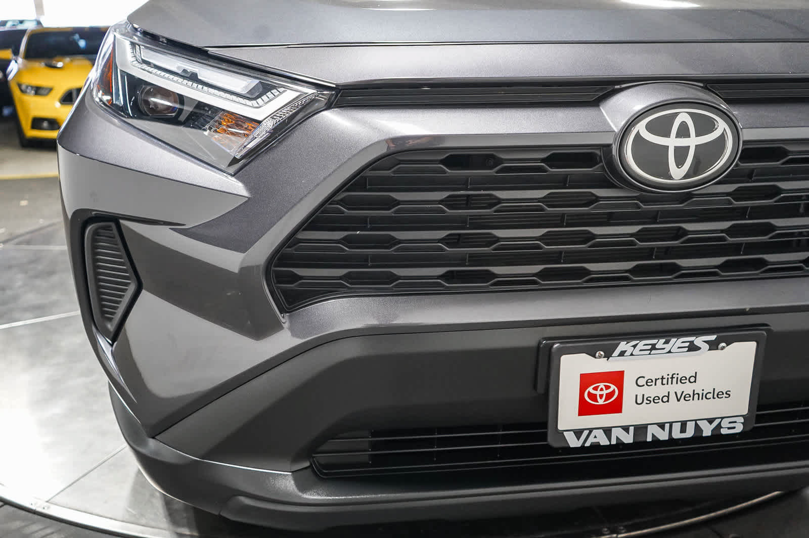 Certified 2025 Toyota RAV4 XLE w/ Convenience Package FWD image 10