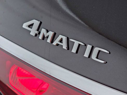 New 2026 Mercedes-Benz GLS 580 4MATIC image 14