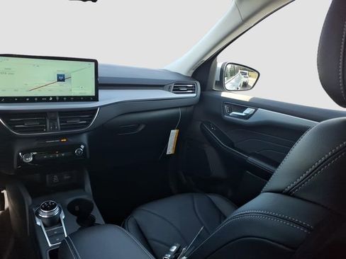 New 2026 Ford Escape SE w/ PHEV Premium Package image 11