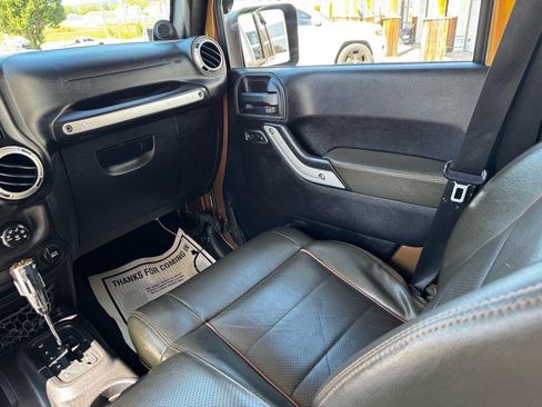 Used 2011 Jeep Wrangler 70th Anniversary w/ Dual Top Group image 16