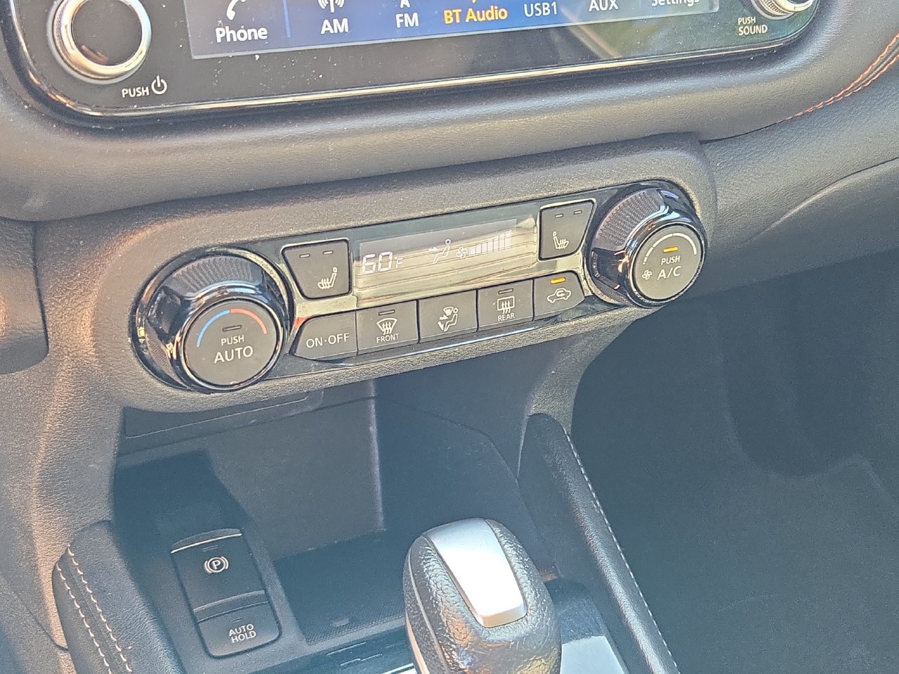 Used 2021 Nissan Kicks SR w/ SR Premium Package FWD image 16