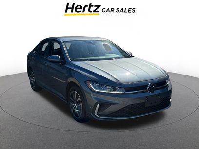 Used 2025 Volkswagen Jetta SE