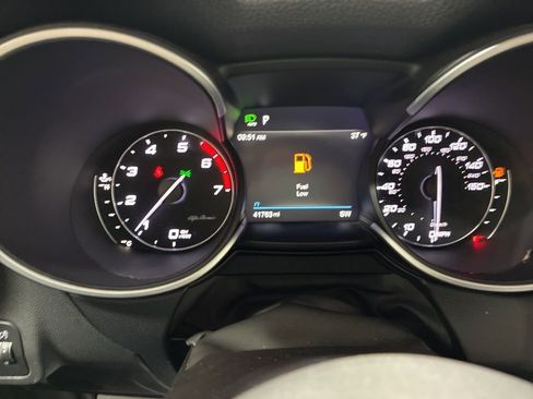 Used 2022 Alfa Romeo Stelvio Sprint image 18