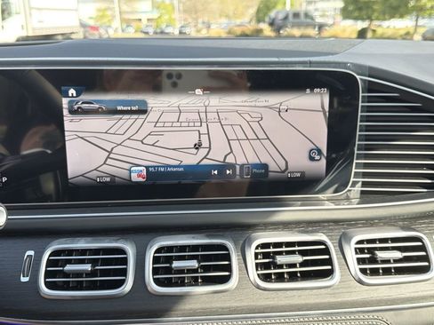 New 2026 Mercedes-Benz GLE 63 AMG S image 27