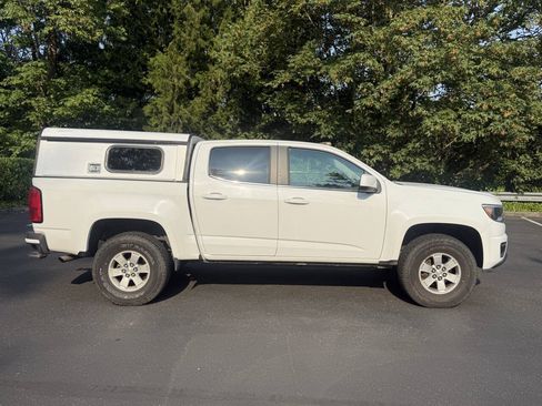 Used 2020 Chevrolet Colorado W/T w/ WT Convenience Package AWD/4WD image 18