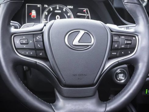 Used 2025 Lexus ES 350 w/ Premium Package FWD image 13