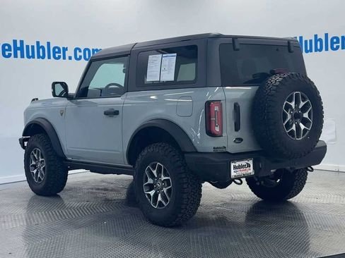 Used 2024 Ford Bronco Badlands image 6
