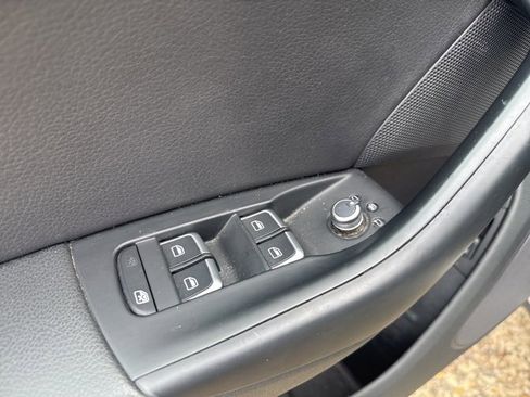 Used 2016 Audi Q3 2.0T Premium Plus image 23