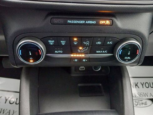 Used 2025 Ford Escape Active AWD/4WD image 22