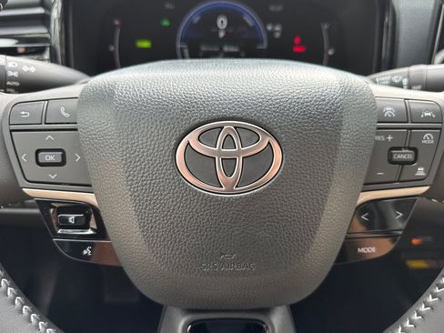 New 2026 Toyota Camry SE image 26