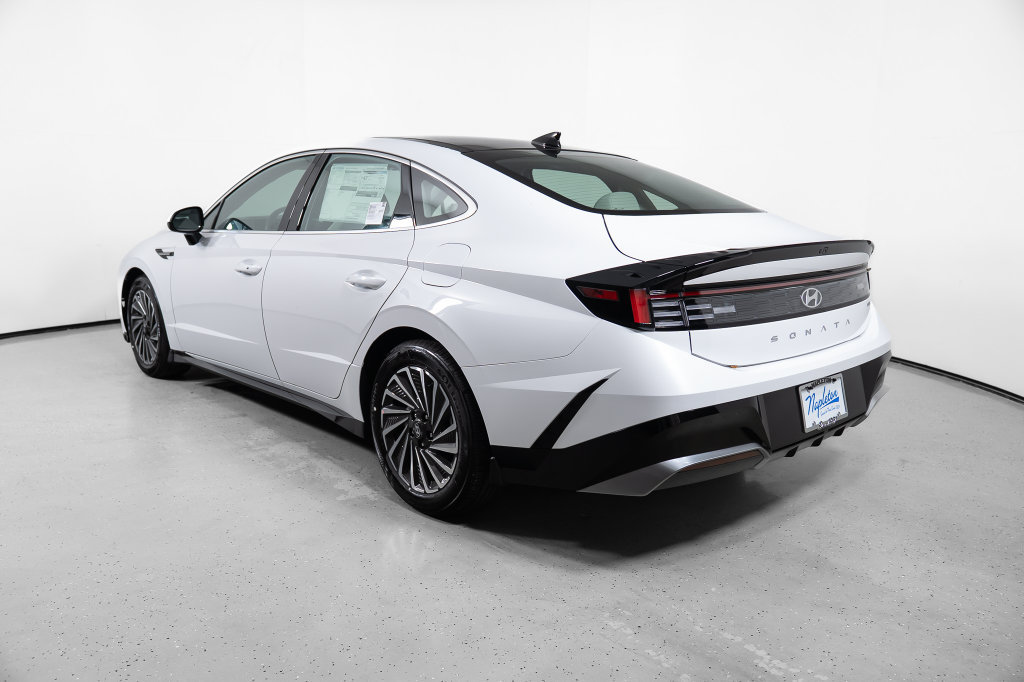 New 2026 Hyundai Sonata SEL FWD image 10
