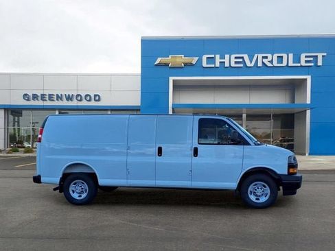 New 2026 Chevrolet Express 3500 Extended w/ Driver Convenience Package RWD image 2