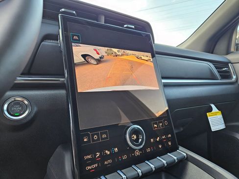 New 2026 GMC Terrain Elevation image 17